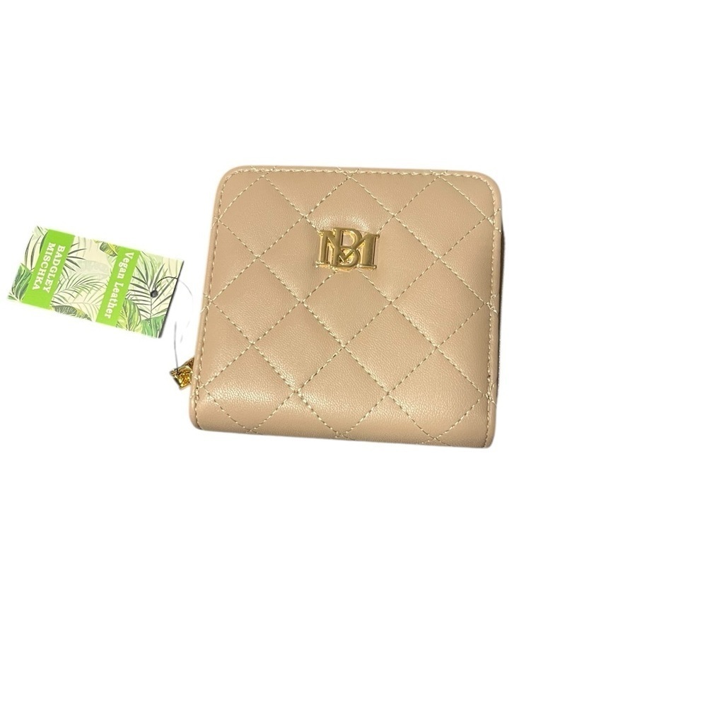 Badgley Mischka Taupe Quilted Wallet NWT